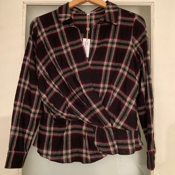 Heartloom Plaid Top - Picture 1 of 3